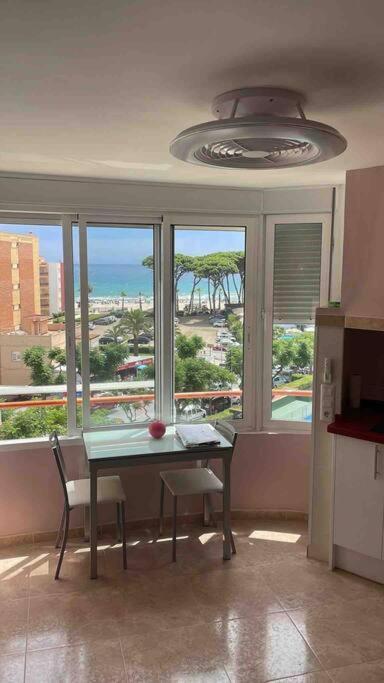 Estudio Con Vistas Al Mar Lejlighed La Pineda Eksteriør billede